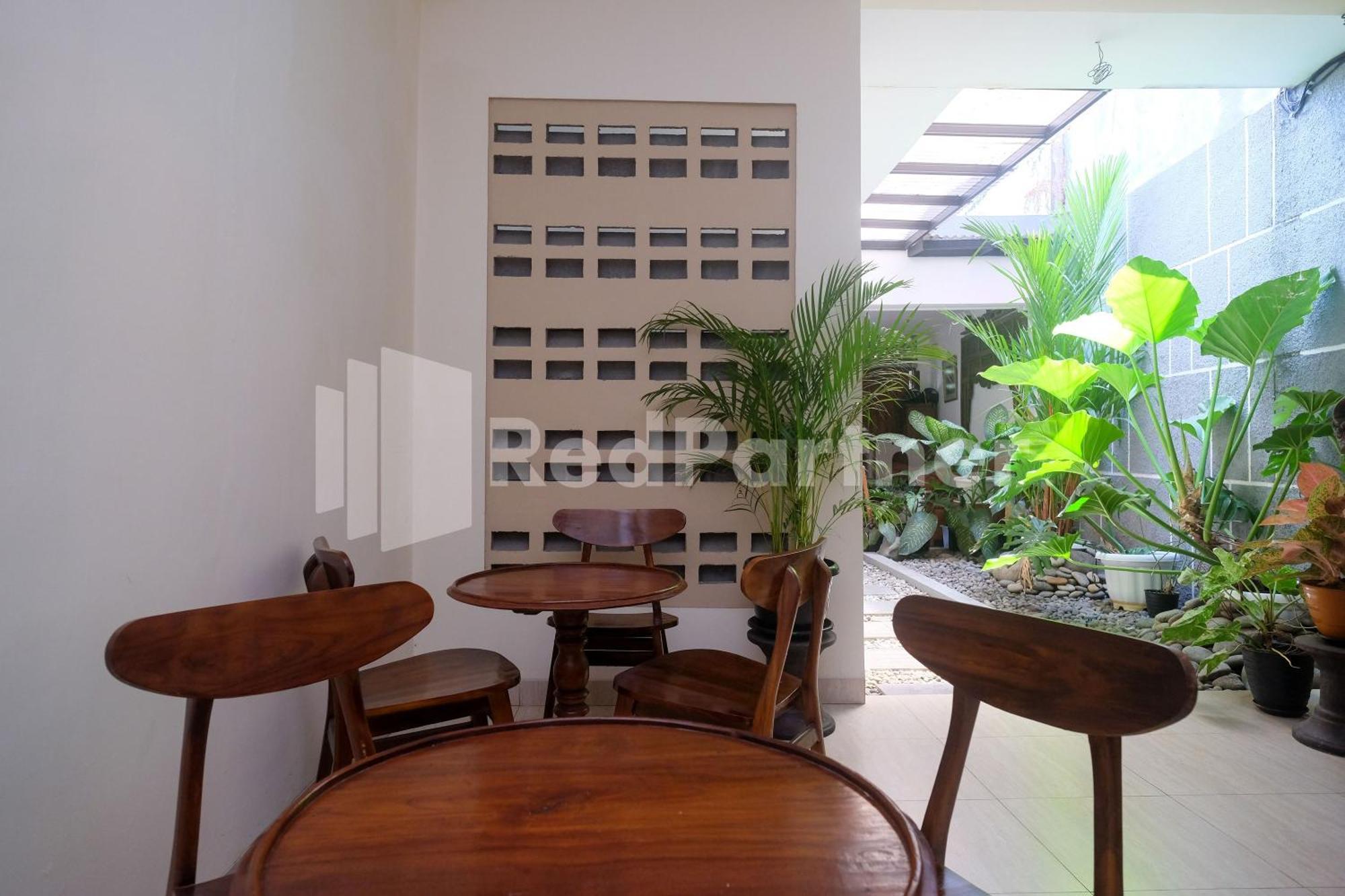 Ndliman House Near Ugm Jogja Mitra Reddoorz Hotel Kejayan Екстериор снимка